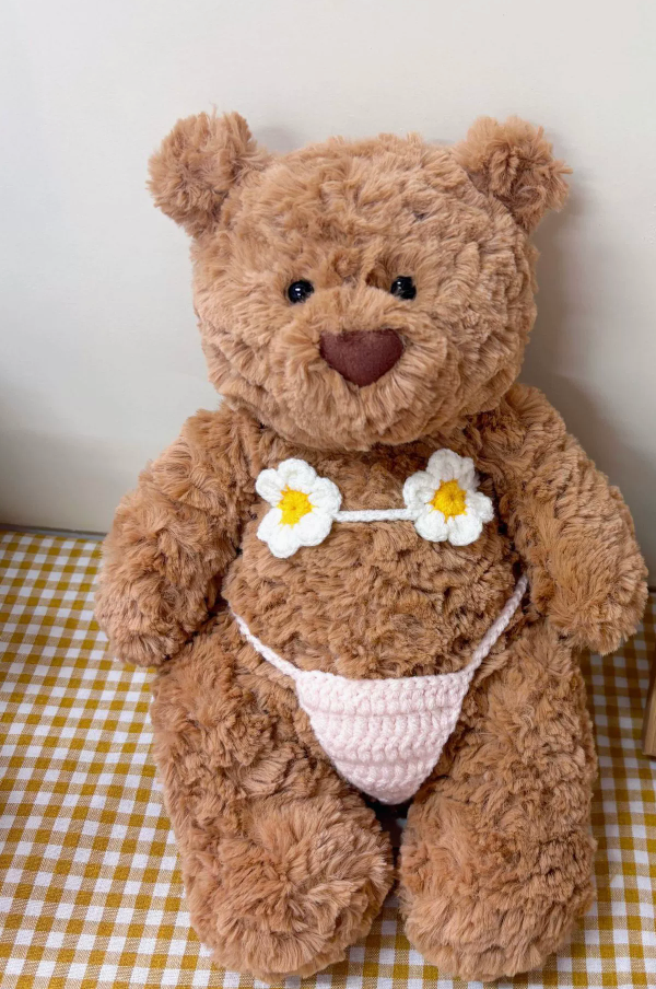 Medium / Large bear outfit-White Daisy Crochet Bib Set